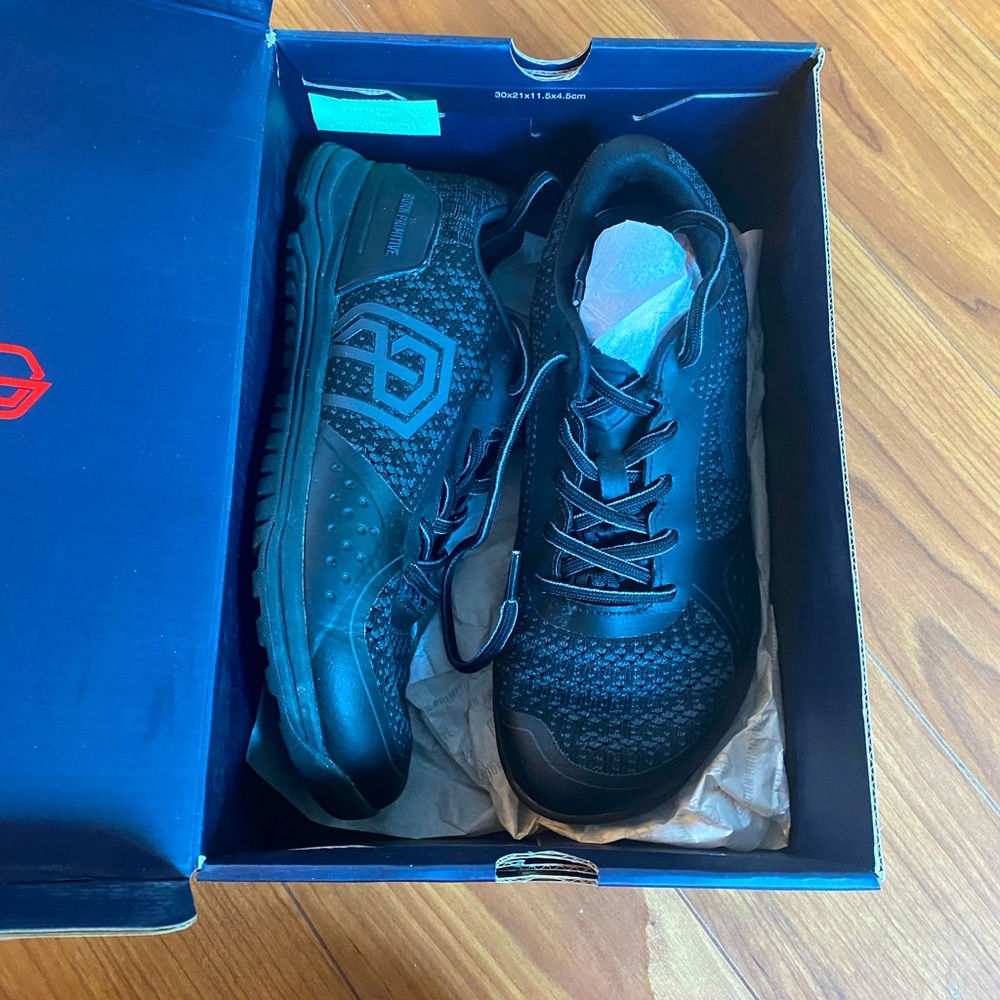 Born Primative Savage 1 training shoe-like NEW.